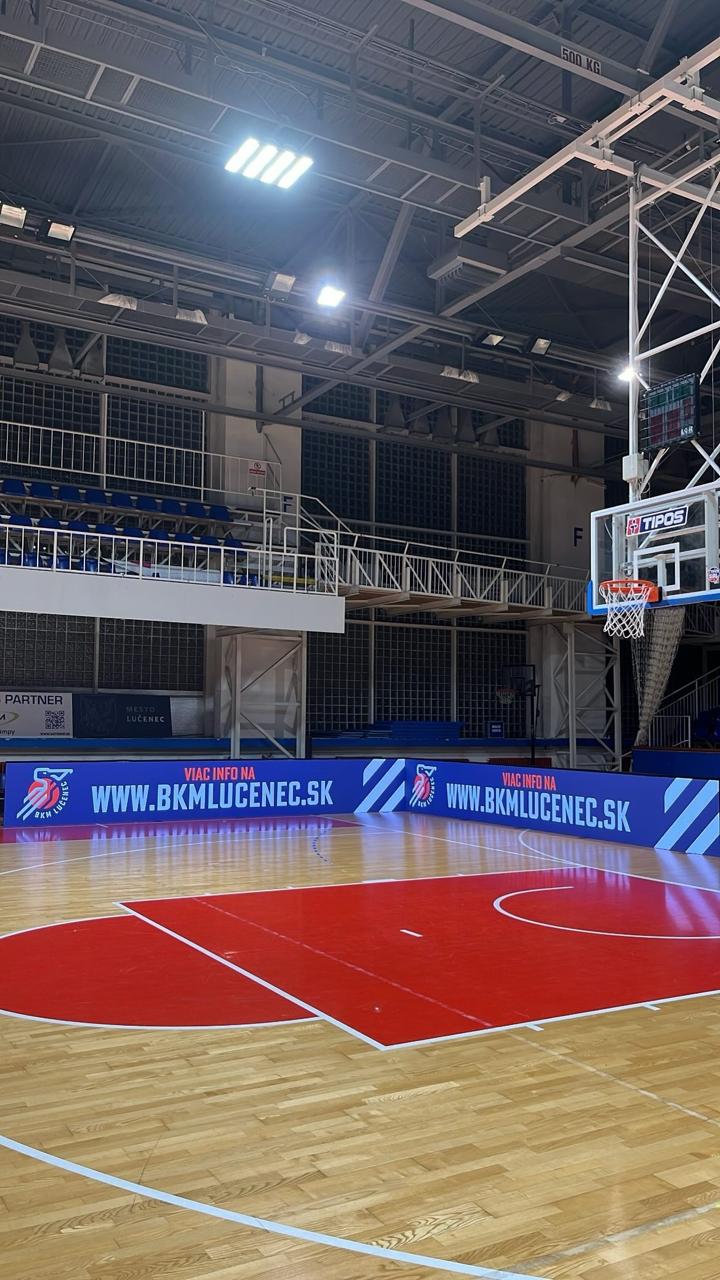 Basketbalový kurt LED